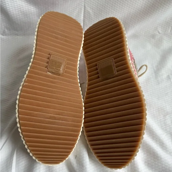 Dolce Vita Pink and Cream Casual Sneakers - Picture 4 of 4